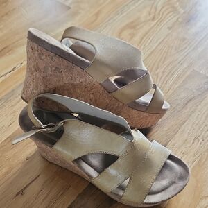 Pierre Dumas Tan Wedge Sandals